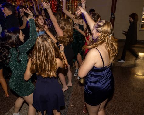 What Is Hoco Dance: An Insight into the Spontaneous Art of Dance